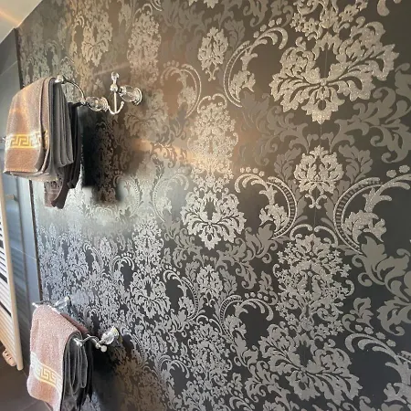 Region Esslingen - Naehe Messe - Flughafen - Stuttgart - Wohnen Und Arbeiten Auf Zeit In 120m2 Wohlfuehlatmosphaere - Ab 3 Uebernachtungen - Geeignet Fuer 4 Pers Incl - Beistellbett Moeglich - Und Tiere Willkommen - Garage F شقة Altbach