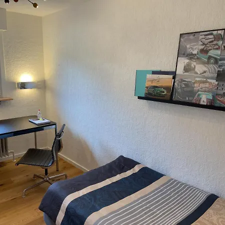 Region Esslingen - Naehe Messe - Flughafen - Stuttgart - Wohnen Und Arbeiten Auf Zeit In 120m2 Wohlfuehlatmosphaere - Ab 3 Uebernachtungen - Geeignet Fuer 4 Pers Incl - Beistellbett Moeglich - Und Tiere Willkommen - Garage F Lejlighed *