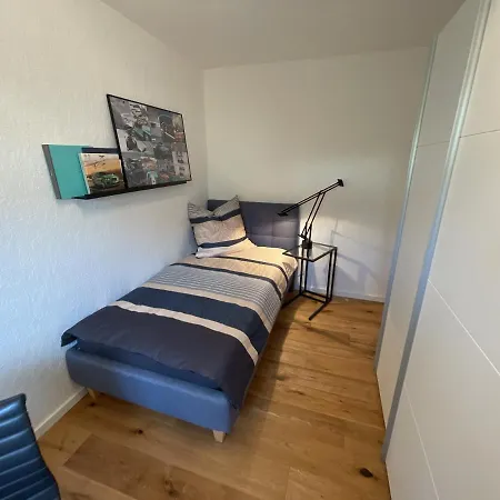 Region Esslingen - Nähe Messe - Flughafen - Stuttgart - Wohnen Und Arbeiten Auf Zeit In 120m2 Wohlfühlatmosphäre - Ab 3 - Geeignet Für 4 Personen - Beistellbett Möglich - Und Tiere Willkommen - Garage Für E-bikes * Altbach