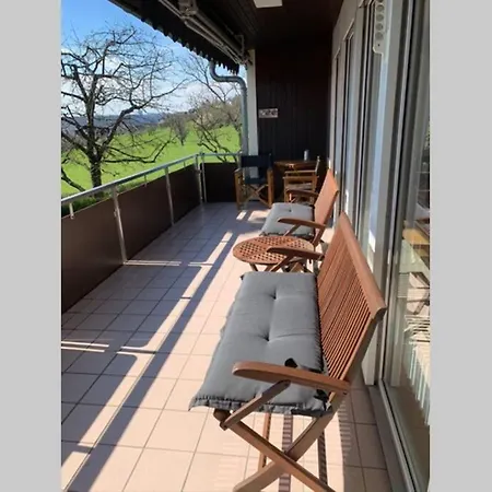 شقة Region Esslingen - Naehe Messe - Flughafen - Stuttgart - Wohnen Und Arbeiten Auf Zeit In 120m2 Wohlfuehlatmosphaere - Ab 3 Uebernachtungen - Geeignet Fuer 4 Pers Incl - Beistellbett Moeglich - Und Tiere Willkommen - Garage F *