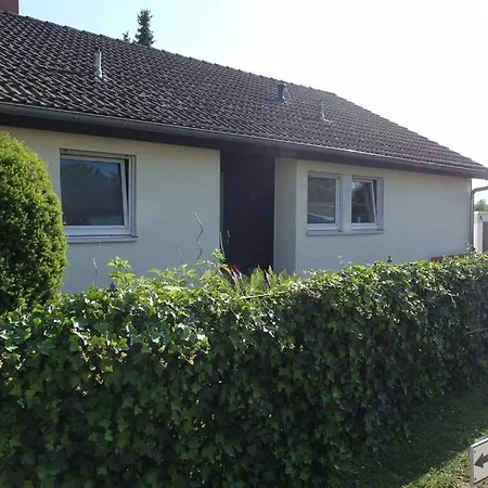 Region Esslingen - Naehe Messe - Flughafen - Stuttgart - Wohnen Und Arbeiten Auf Zeit In 120m2 Wohlfuehlatmosphaere - Ab 3 Uebernachtungen - Geeignet Fuer 4 Pers Incl - Beistellbett Moeglich - Und Tiere Willkommen - Garage F * Altbach